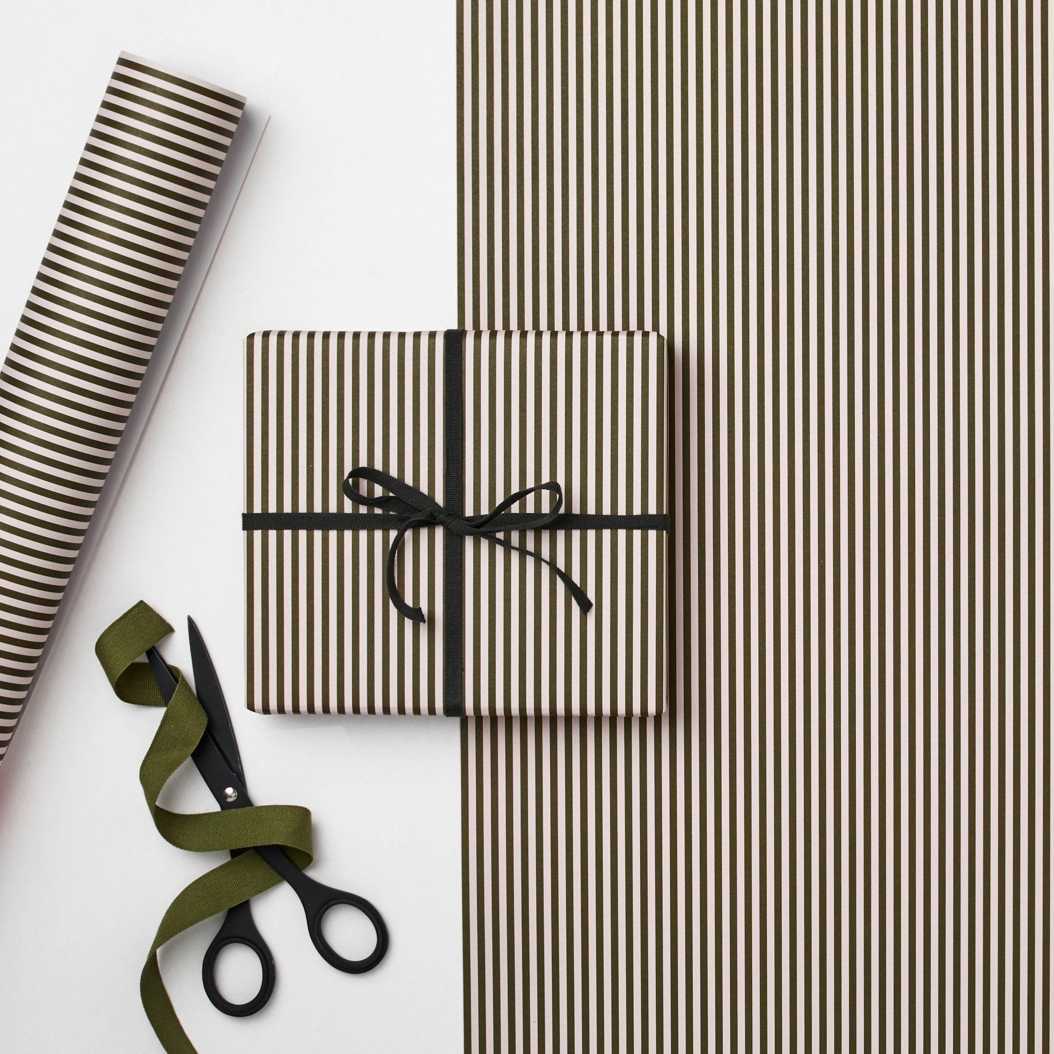 Geschenkpapier GREEN LINES | Kinshipped - Hometerior - Kinshipped - 